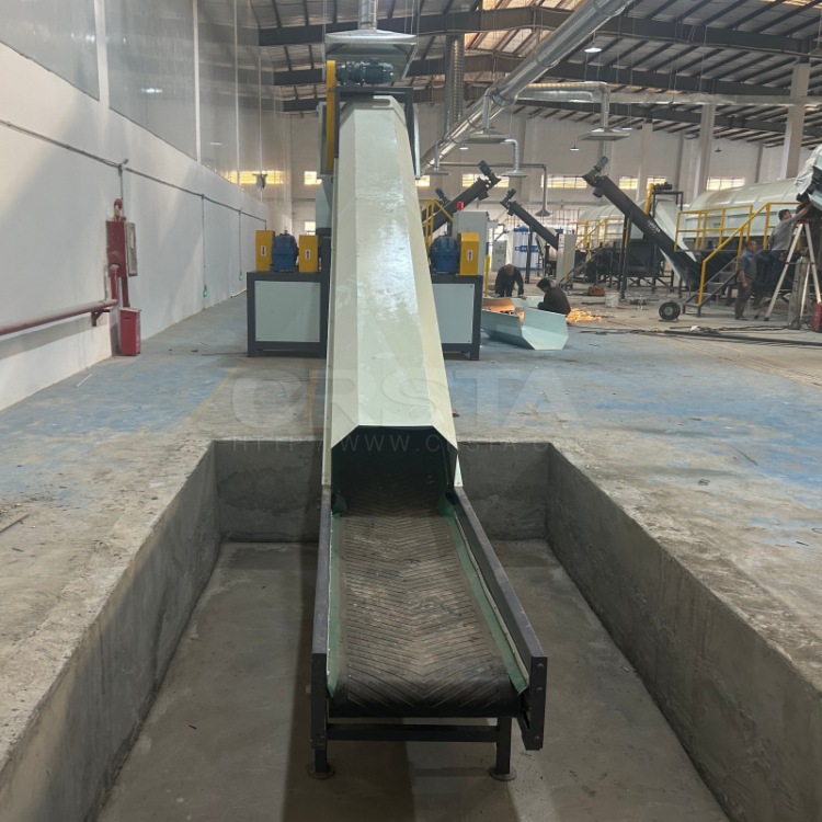 一次性塑料透析桶废料粉碎清洗瓶片机，中空小白桶回收处置机