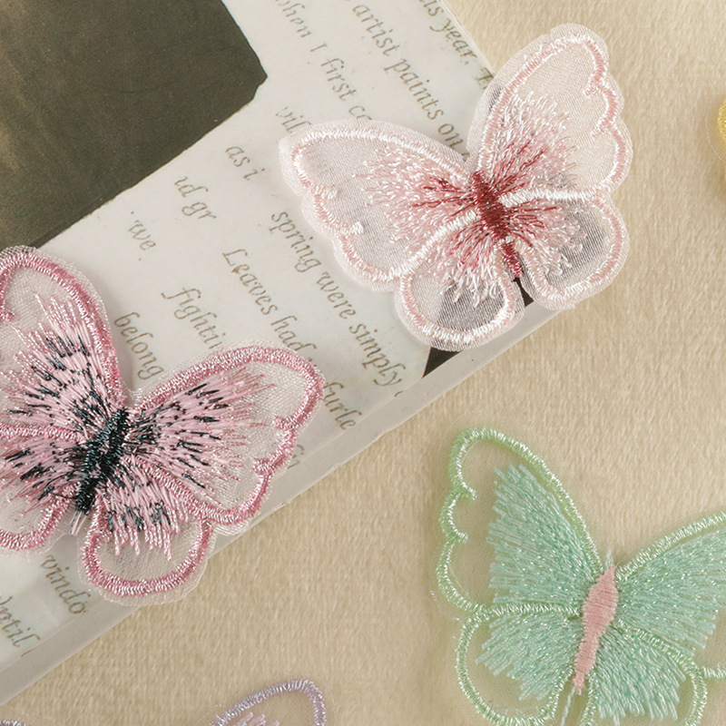 Emblemas bordadas de computadora mariposa transparente accesorios accesorios de ropa accesorios sellas hechas a mano DIY bordado pegatinas de tela