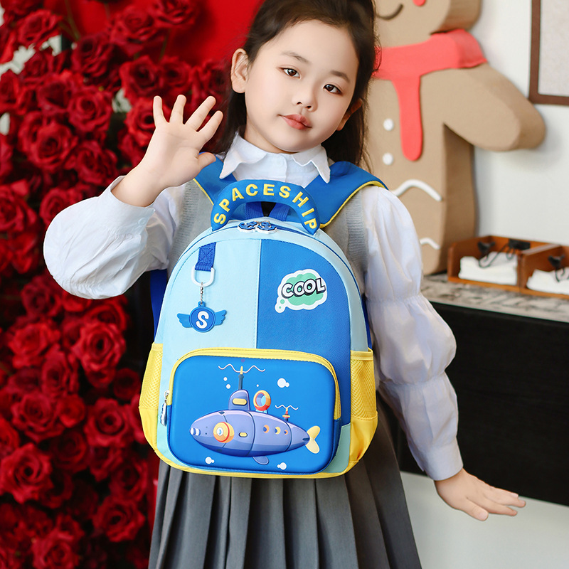 Cartoon cute submarino mochila para niños y niñas mochila de moda de color contraste 2026 nueva mochila para niños