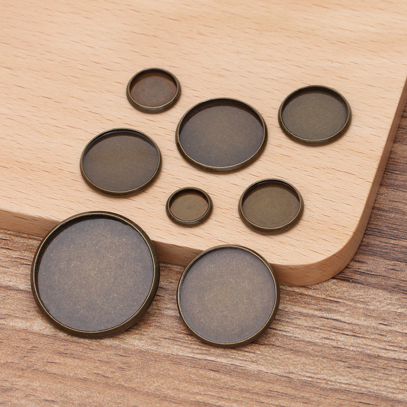 (05773) Copper Plated with Antique Green Finish, 8-25mm Inverted Film Tray, Freely Adhesive Time Gemstone Tray (05773) Copper Plated with Antique Green Finish, 8-25mm Inverted Film Tray, Freely Adhesive Time Gemstone Tray