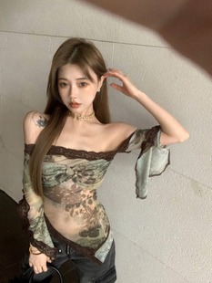 �����͹Ų�Ҏ�t�ٽzһ�ּ��L��T��Ů������������߅�W��¶������