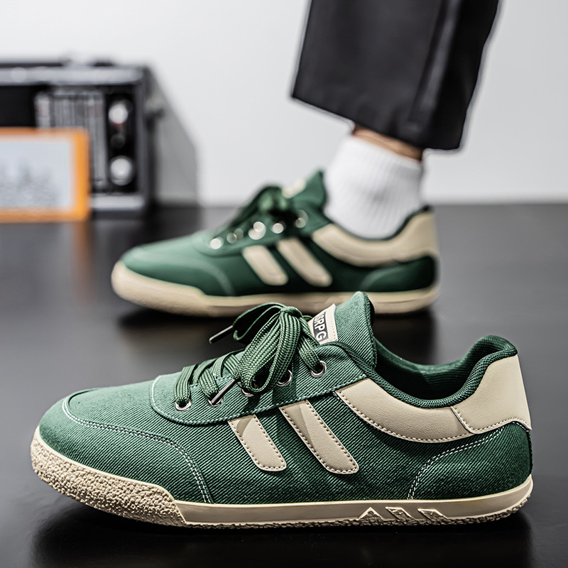 Primavera nuevos zapatos de panel de tela transpirable de cuatro estaciones para hombres, zapatos bajos casuales de todo fósforo para estudiantes de moda, zapatos deportivos para hombres