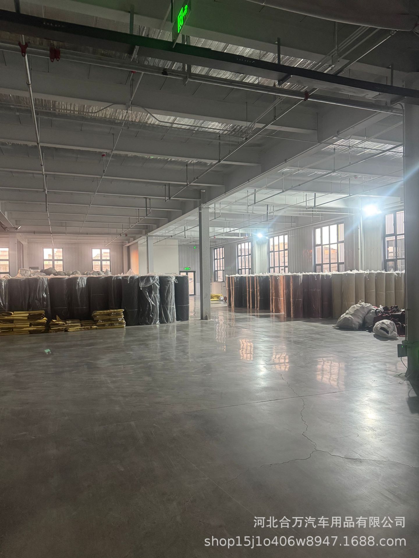 Wholesale Silk Loop Pile Floor Mats, Non-Slip, Easy to Maintain, Washable, Thickened, Direct from the Manufacturer, Available in Various Sizes, Customizable