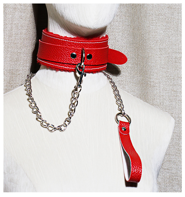 Leather Collar with Metal Traction Chain for Couples, Black Adult Accessory — detail image 9