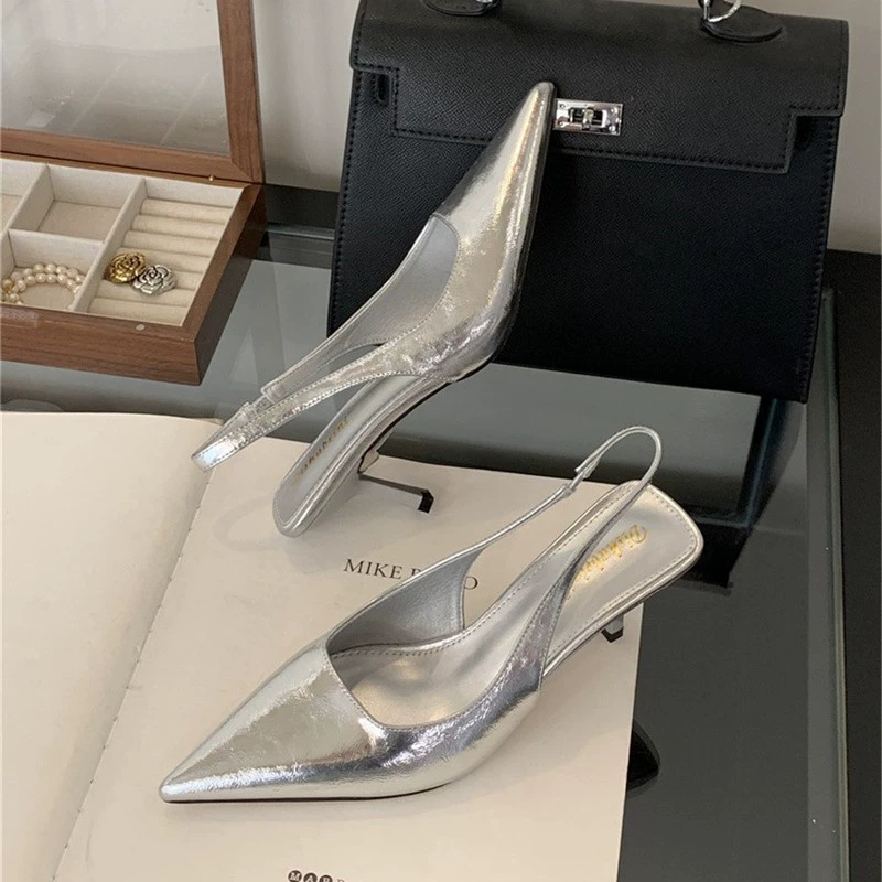 Summer sandals with a strap low-cut, internet celebrity