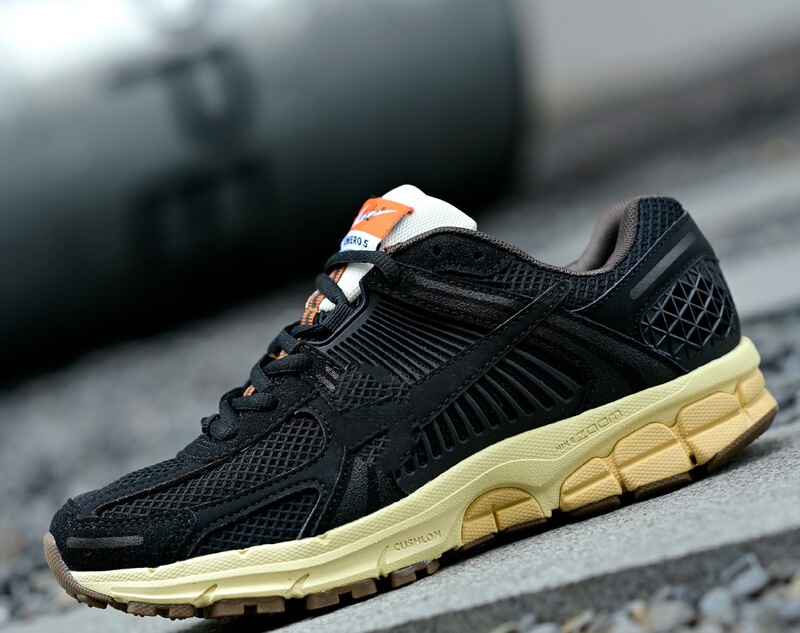 外国貿易莆田靴 AIR ZOOM VOMERO5 男性と女性のランニングシューズお父さんランニングシューズ高バージョン通気性|undefined