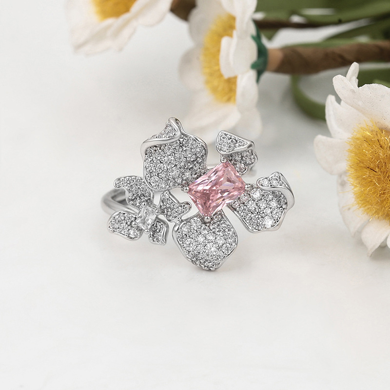 Xuping colección de flores gemas artificiales anillo abierto nicho elegante ligero anillo de lujo temperamento al por mayor