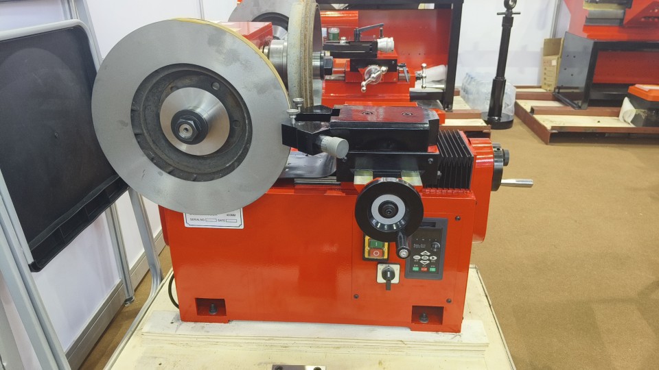 龙山机床C9340维修修复刹车抖动异响磨盘机刹车盘车床