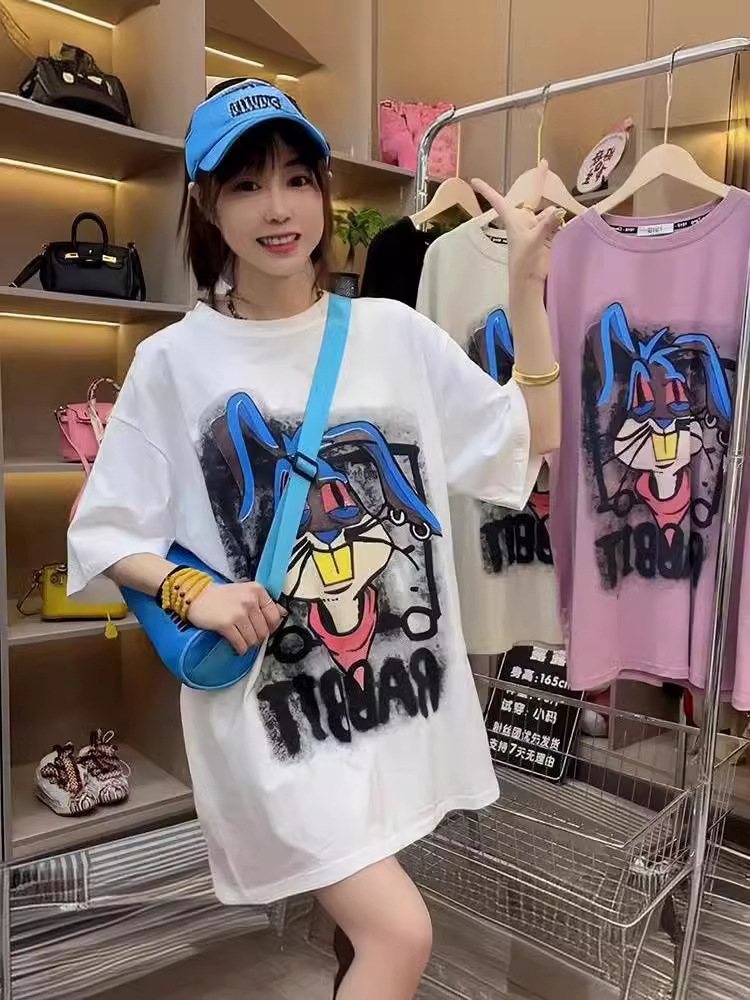 Gran tamaño gordo mm210 jin dibujos animados impresión conejo camiseta de manga corta mujer algodón cuello redondo diseño suelto sensación de nicho de moda