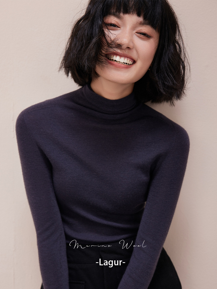 トップスは新年の赤色、シームレスな一体型揚子紡績100％ウールニット、女性用スリムフィットハイネックセーター