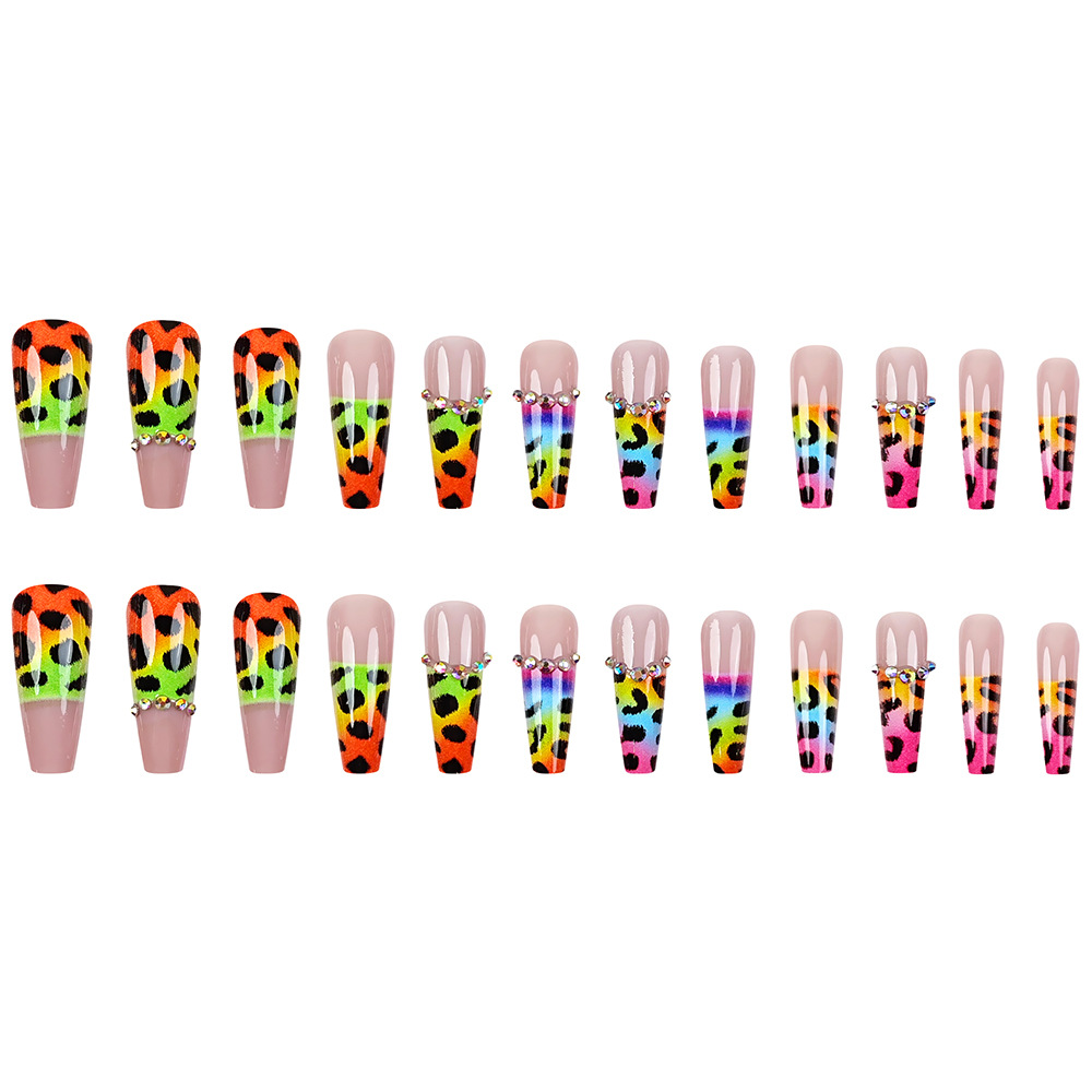 Pegatinas de uñas francesas con estampado de leopardo súper largas, piezas de uñas de vestir coloridas de ensueño, piezas de uñas de uñas de diamantes de venta caliente de comercio exterior image 6