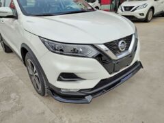 Suitable for 19-20 Nissan X-Trail modified front bumper, anti-collision and wear-resistant ABS front spoiler, front lip corner