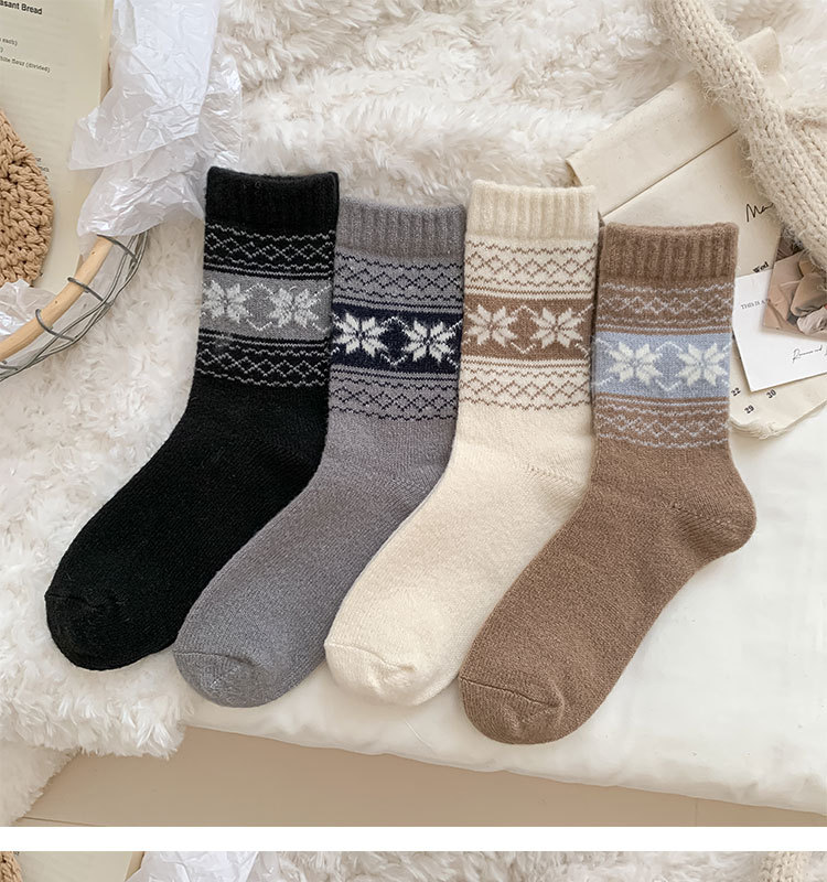 i2idjvmmydSNv11IL5NTeUG1colpwcTYa32F