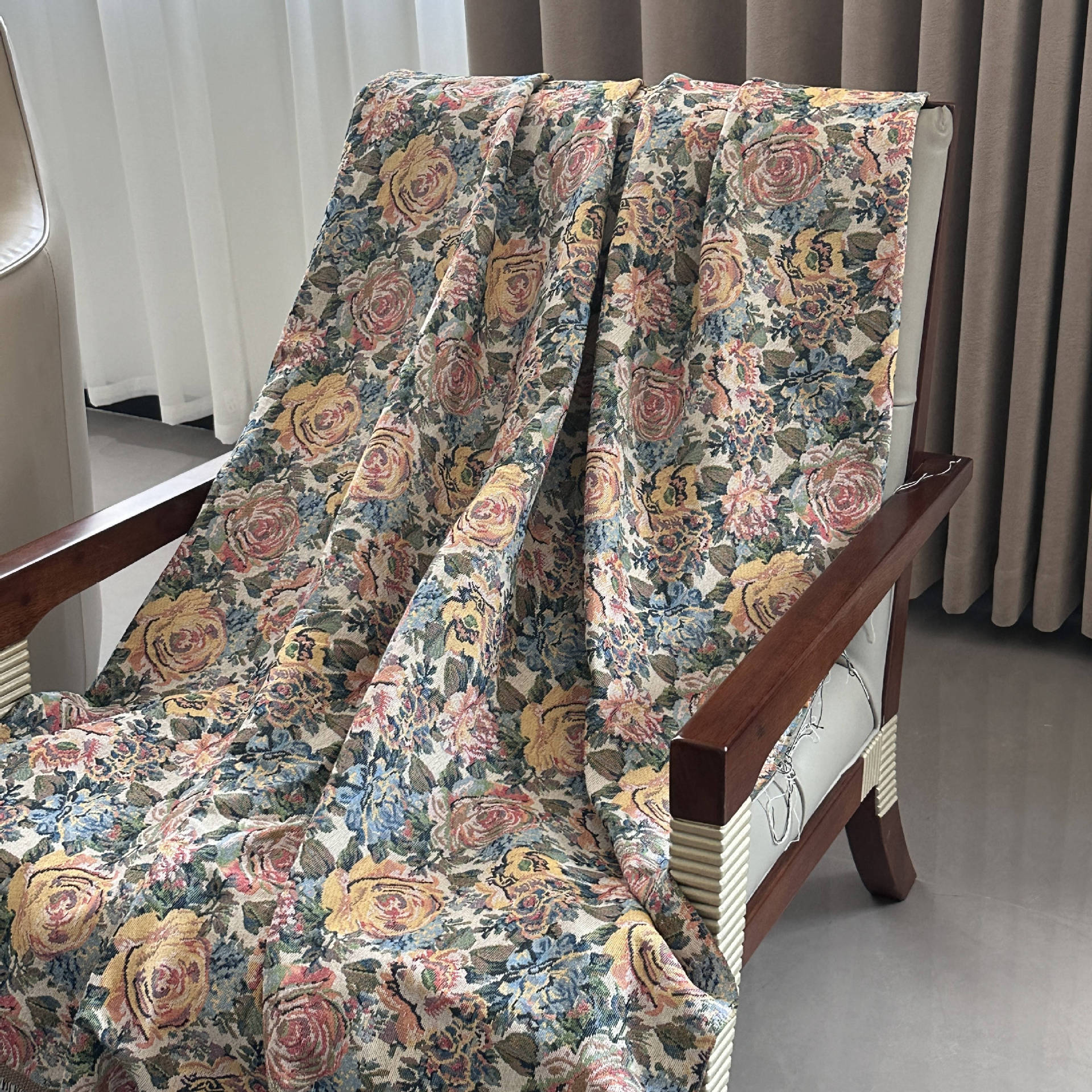 Nuevo estilo retro tela jacquard de alta precisión DIY mesa de mesa bandeja envuelta pecho zapatos superiores bolsa falda ropa de mujer