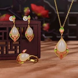 吊坠;耳坠;戒指