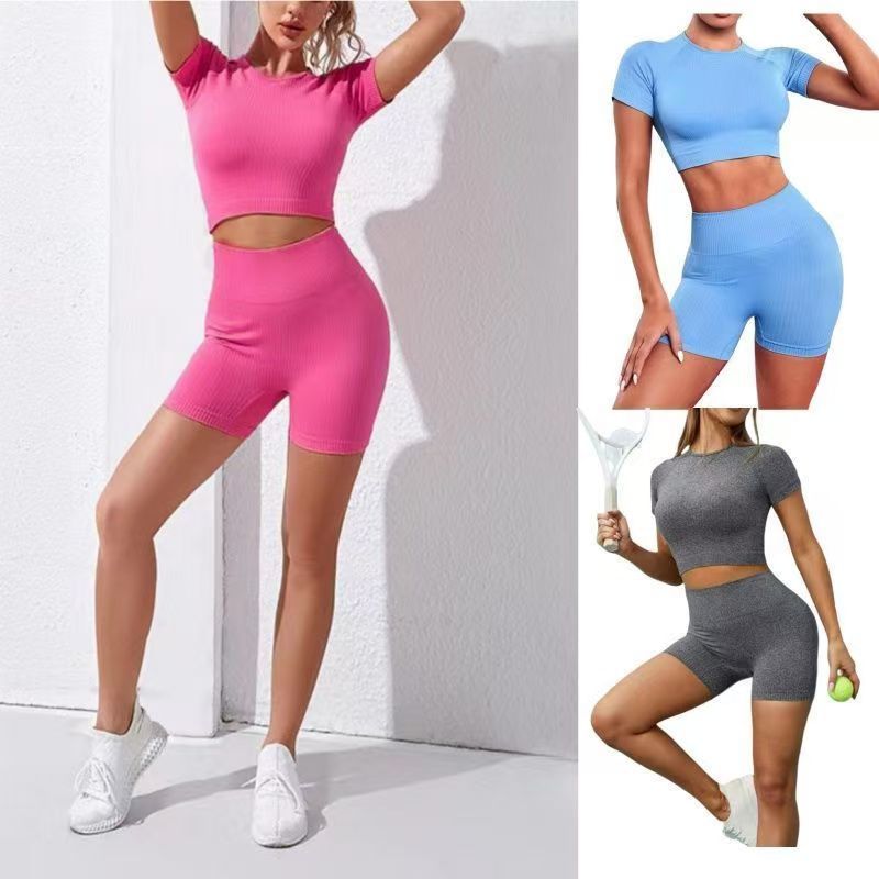Transfronterizos europeos y estadounidenses entrenamiento deportivo yoga camiseta de mangas cortas pantalones cortos deportivos mujeres fitness ajustado deporte correr manga de yoga