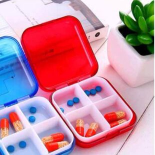 Traveling Cross Four Pharmaceutical Box/Portable Portable 4 Box Small Pharmacy Mirazing Box Six grid pills storage box