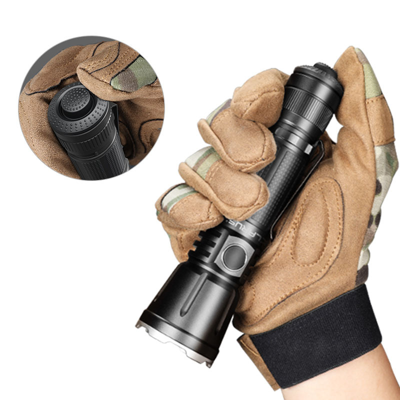 凯瑞兹 360X3户外强光远射USB充电便携式手电筒