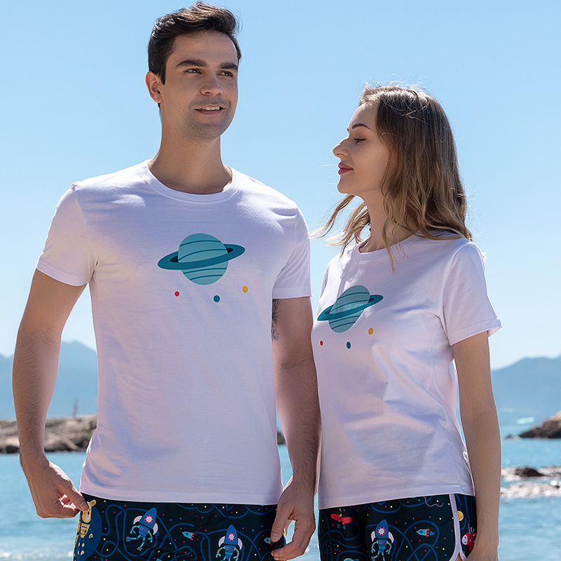 Suministro directo de fábrica pareja Camiseta de manga corta marca de moda masculina camisa de fondo camiseta ropa pareja desgaste verano personalizable LOGO