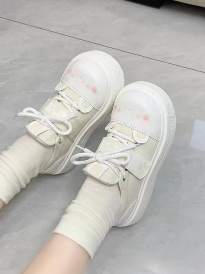 Blanco lechoso