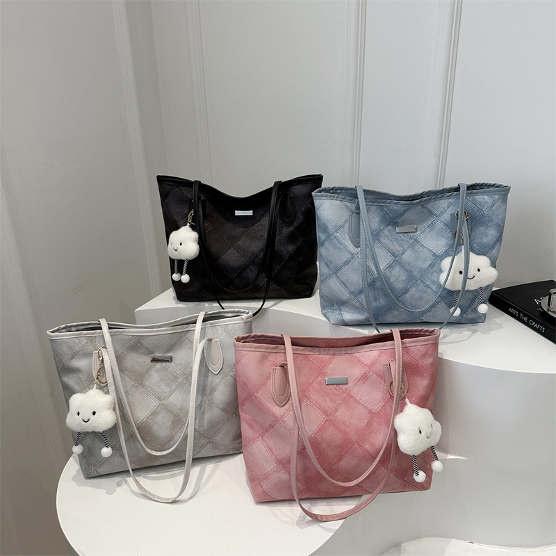 Otoño nuevo bolso de gran capacidad para mujeres 2024 moda moda simple mochila de hombro textura de diamante bolso de viaje