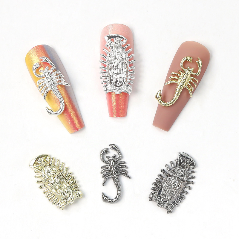 Nueva joyería de uñas de aleación de escorpión transfronteriza pistola de oro y plata pegatina de uñas negro tridimensional estatua de Buda joyería de uñas al por mayor