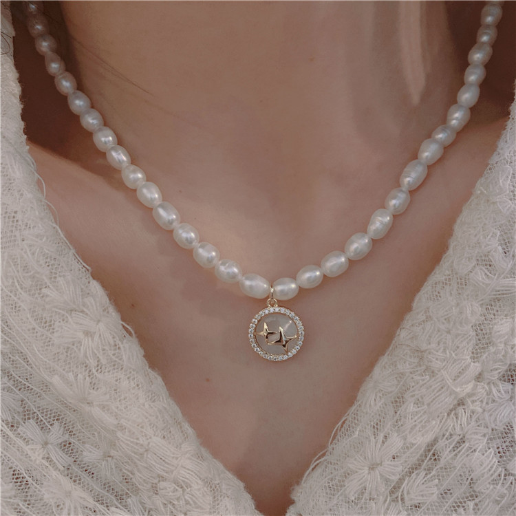 Retro Geometric Star Mixed materials Pearl Pendant Necklace