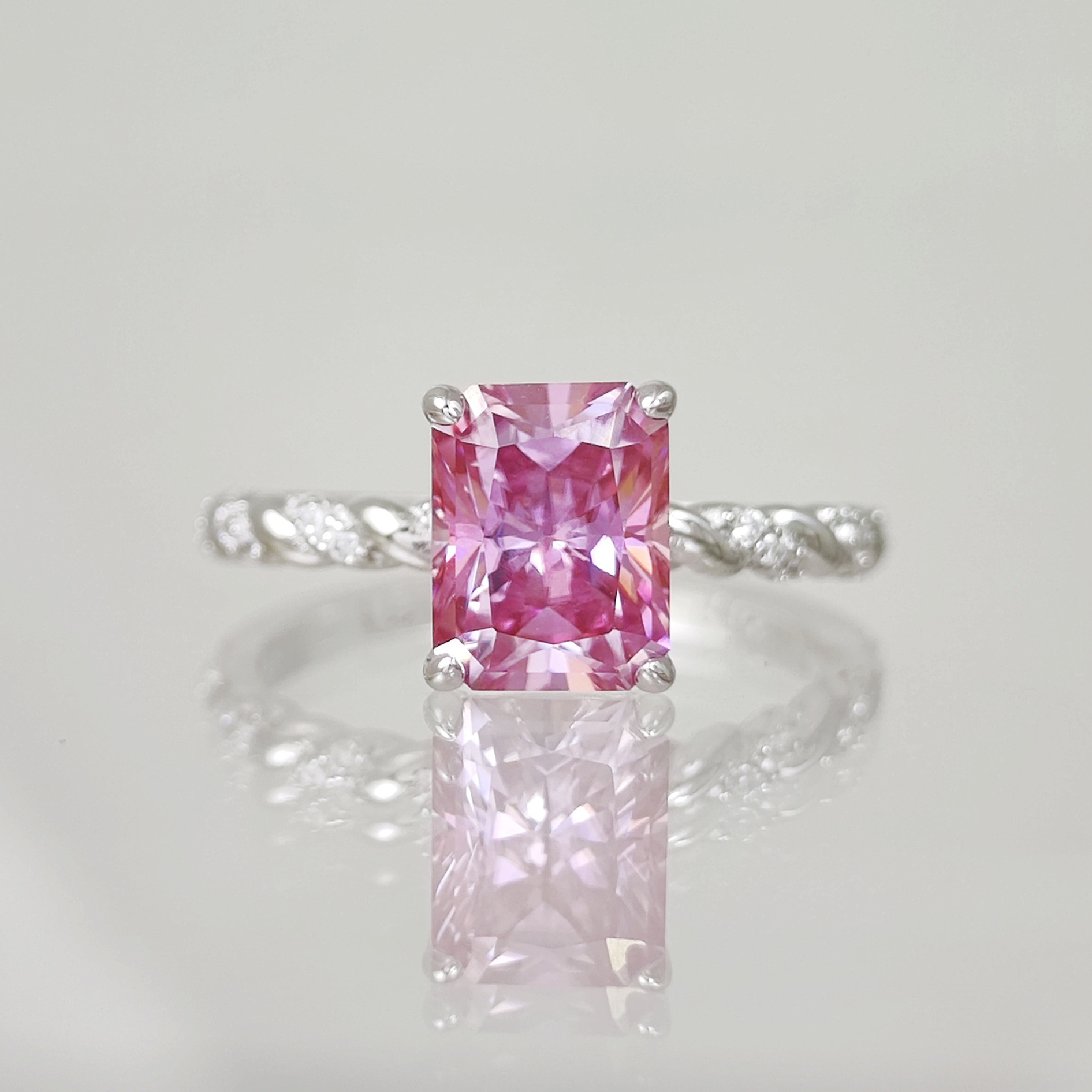 핑크(3캐럿 모이사나이트)