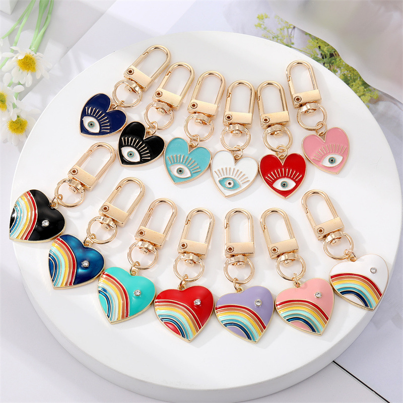 Cute Rainbow Heart Shape Eye Alloy Enamel Inlay Rhinestones Women's Keychain 1 Piece display picture 2