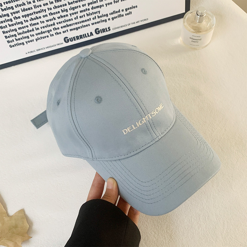 Sombrero de béisbol coreano de letras para mujeres primavera de 2025 nuevo estilo simple cara grande brida ancha cara pequeña sombrero de boca de pato duro