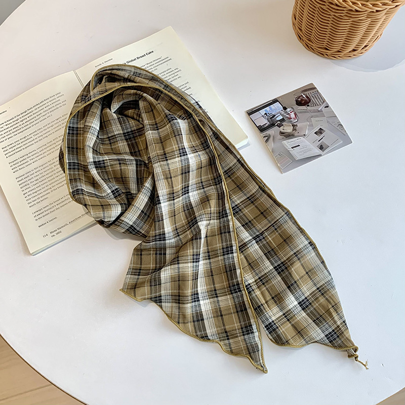 Accesorios de bufandas de seda primavera y verano nuevos productos retrógrados de lino cuadrado bufandas de cuello universal bufandas de cuello correa de pelo artístico