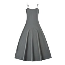 网红同款性感辣妹街头优雅简约吊带大摆裙收腰拖地建议长裙