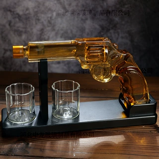 创意手枪造型玻璃醒酒器   枪型威士忌酒具套装 高硼硅玻璃泡酒瓶