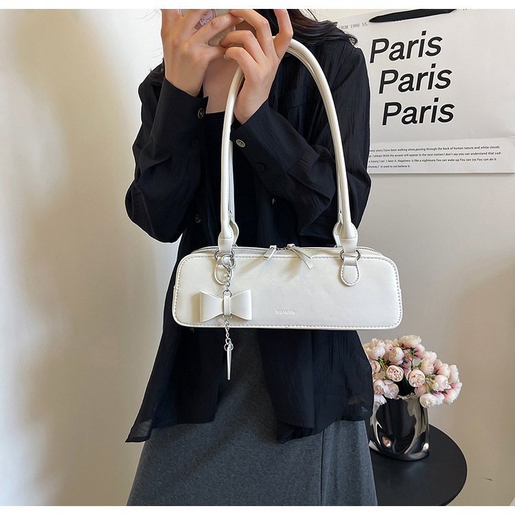 Texture and Western Style Small for Women 2024 New Versatile Single Shoulder Underarm French Niche Design Stick Bag_voghion.com