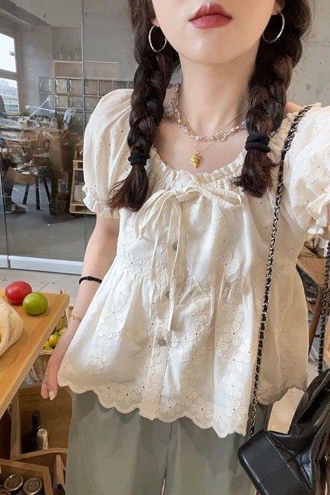 Heavy Floral Embroidery Design Top with Elastic Slimming Fit, Versatile Lace Short-Sleeve Shirt for Women, Off-Shoulder
