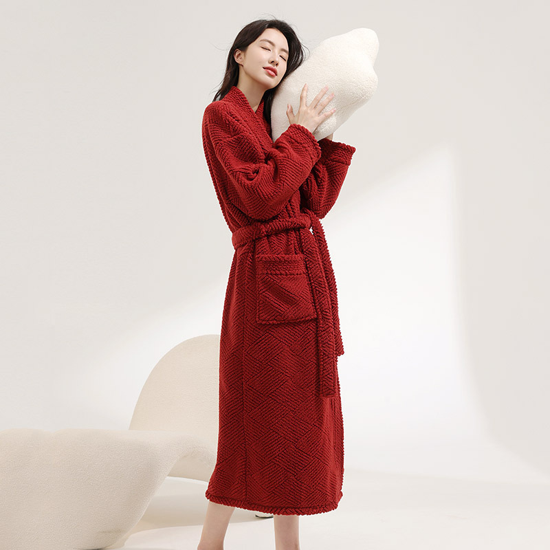 Nightgown for Women in Autumn and Winter New Couple Red Bride Wedding Pajamas Couple Coral Velvet Bathrobe Women's Long Dressing Gown