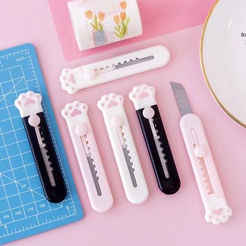Small cartoon handheld pocket knife for elementary school students, handmade