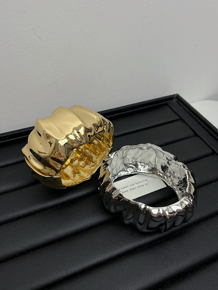 Solid Color Pattern Vintage Style Solid Color Alloy Plating Unisex Bangle