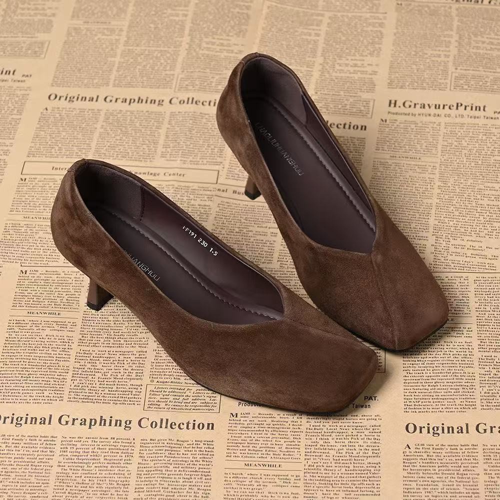 Nicho de estilo francés minimalista zapatos de tacones altos de cabeza redonda para mujeres 2026 primavera superficial un zapato de zapato para viajar zapatos de tacones delgados
