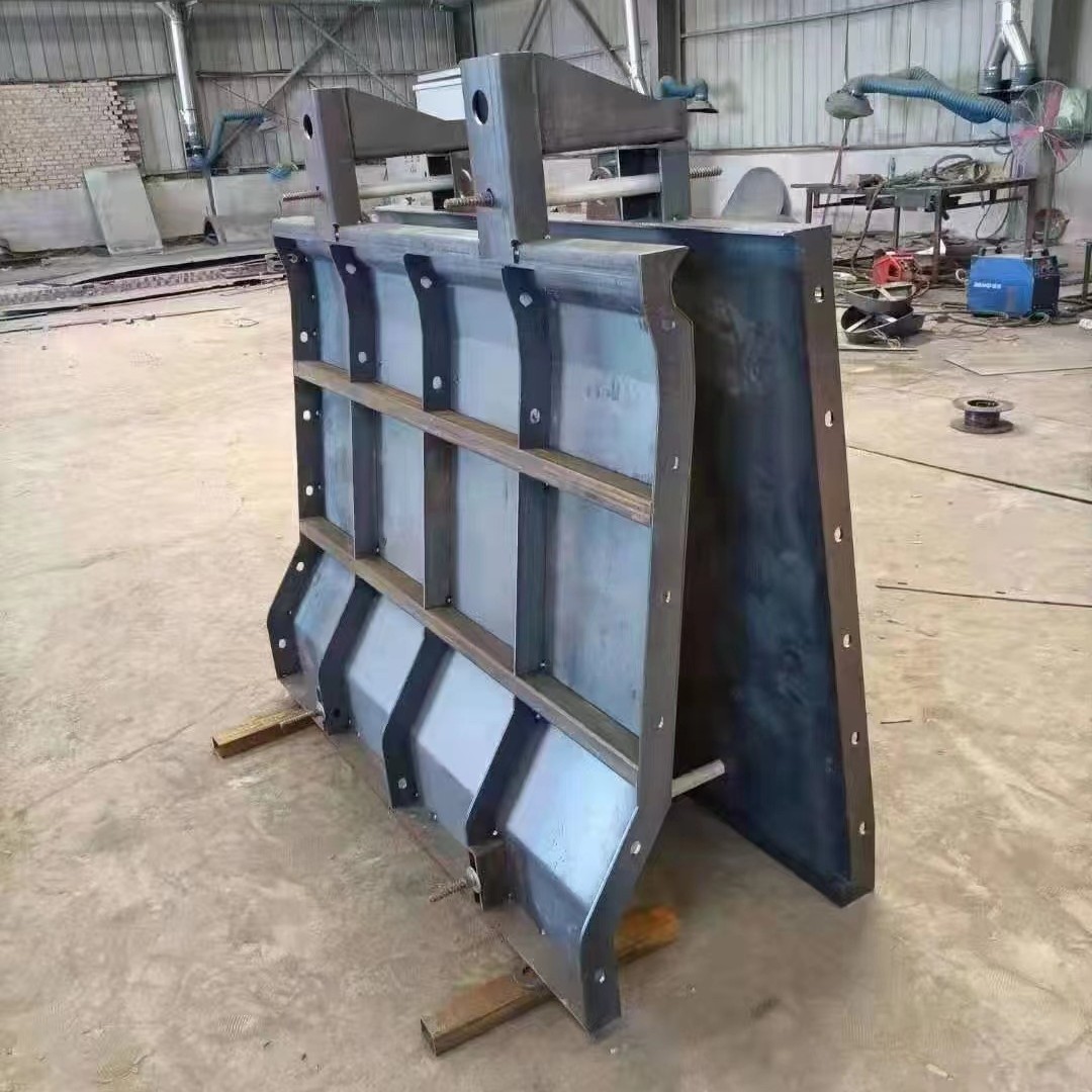 跨境批发水泥预制公路防撞模具隔离墩防撞护栏混凝土防撞墙钢模具