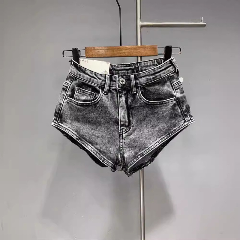 High-End Gray Ultra-Short Jeans for Women 2025 Spring and Summer New V-Shaped Sexy Leg-Lengthening Hip-Hugging Slimming Look Hot Pants
