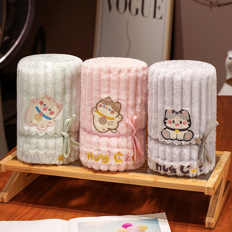 Almohada edredón de doble uso Oficina siesta aire acondicionado manta niños plegable almuerzo descanso coral manta de lana carga del coche