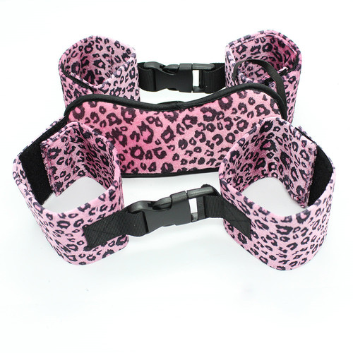 Wholesale adult flirting game set, leopard print fur eye mask, hand and foot buckle sex toys, female blindfold