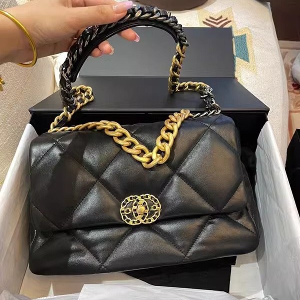 Cross-border women's bag wholesale sheepskin leather cloud bag large capacity bag small fragrant style diamond lattice chain bag shoulder messenger bag