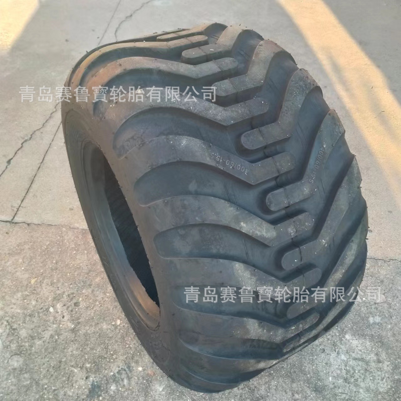 400/65-15.5 宽基轮胎 农业花纹 拉粮车轮胎