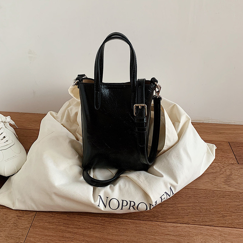 Verano de compras ocio super caliente nicho de hombro único móvil de viaje de moda versátil 2026 diseño nuevo mochila