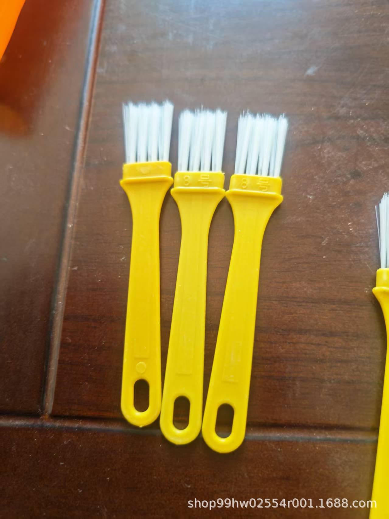 Plastik tahta fırçası sarı ince saplı kalın kıl fırçası klavye fırçası yağ fırçası sos fırçası barbekü fırçası