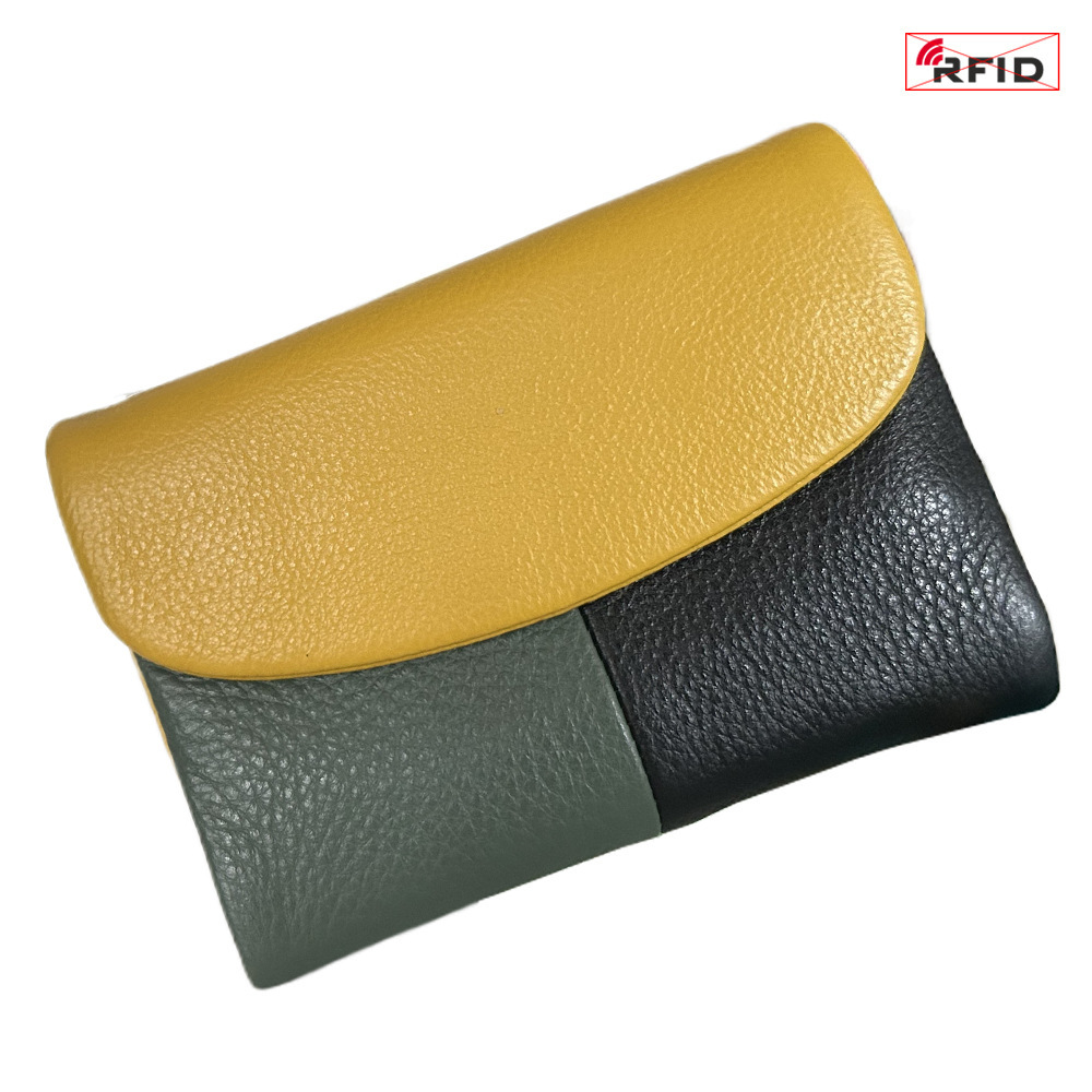 Contrasting color-yellow