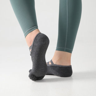 Wholesale 2024 new professional non-slip yoga socks children Pilates five-finger socks double strap cross five-finger socks