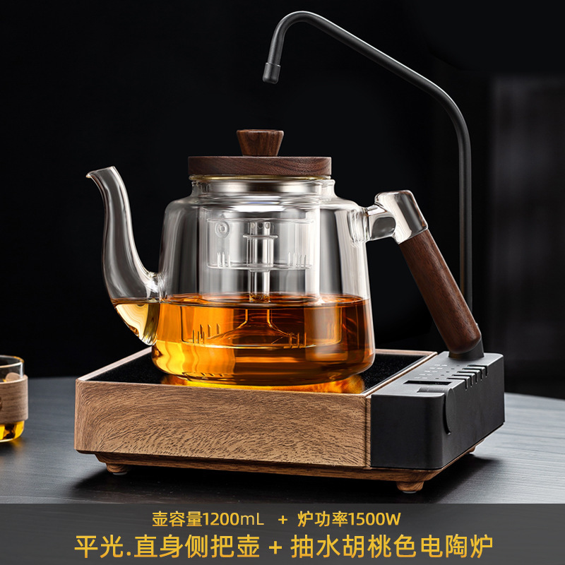 新商品の揚水一体電気陶炉で茶器を煮ます。|undefined